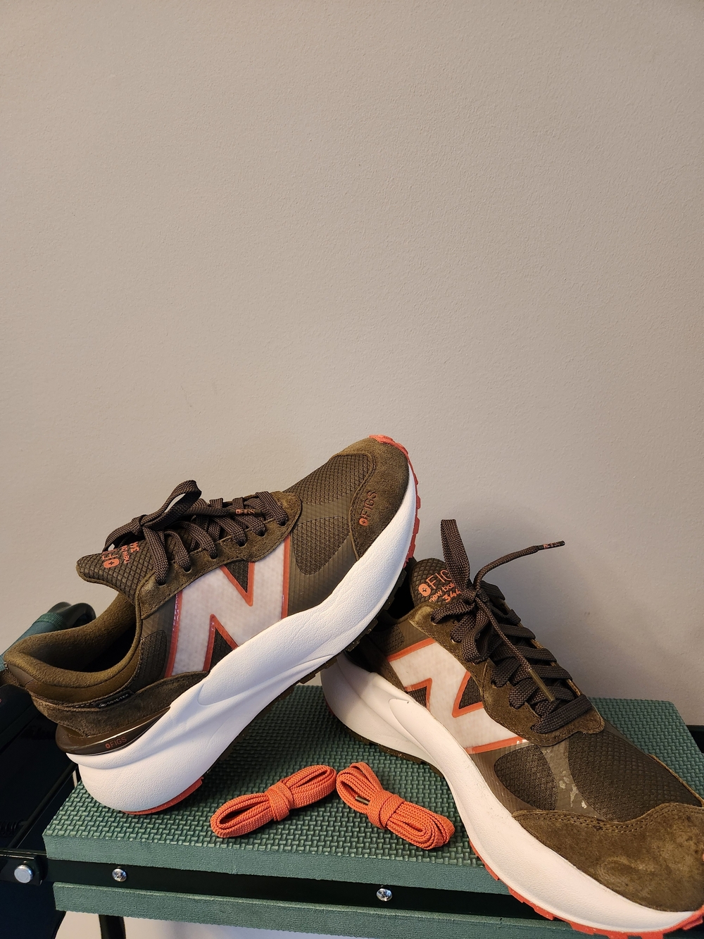 New Balance 3447 Unisex Olive Green Athletic Sneakers